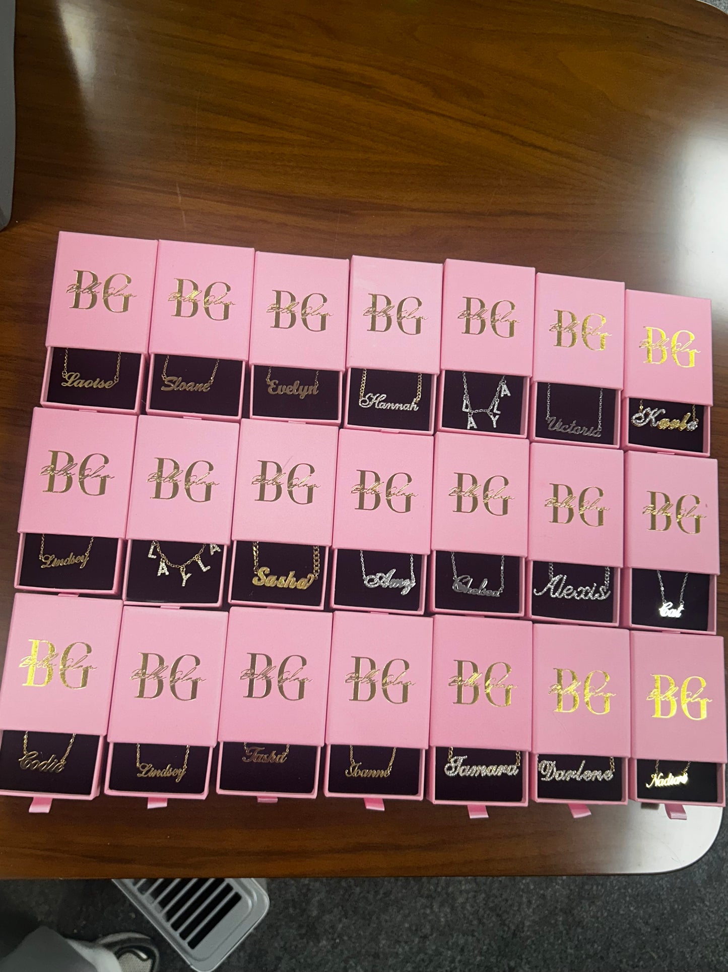 Luxury Custom Name Necklaces – Exclusive Limited Stock Sale