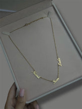 Load image into Gallery viewer, Stainless Steel Multiple Name Necklace