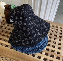 Load image into Gallery viewer, LV Bucket Hat
